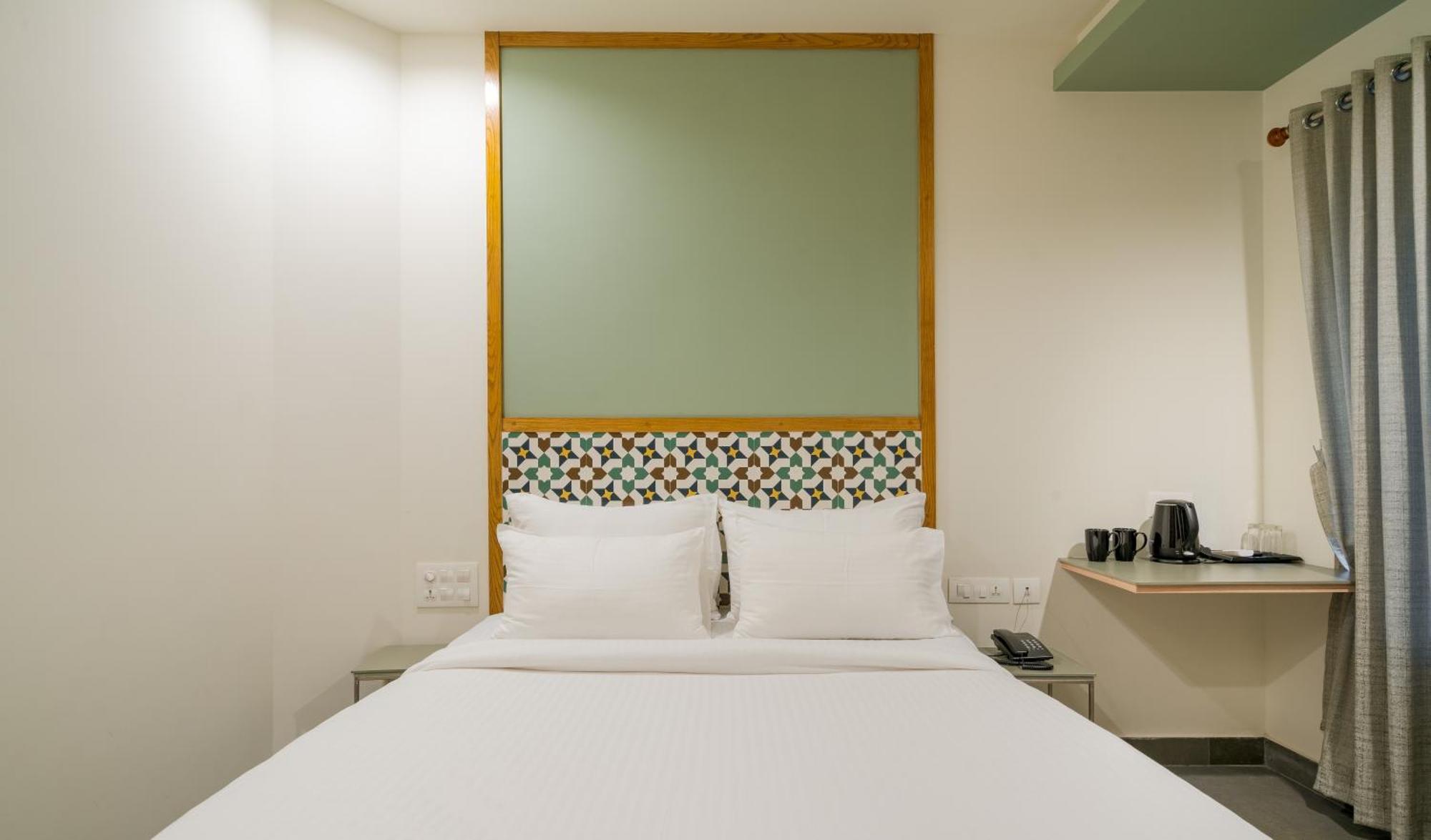 Aryaas Regent Hotel Kochi ภายนอก รูปภาพ
