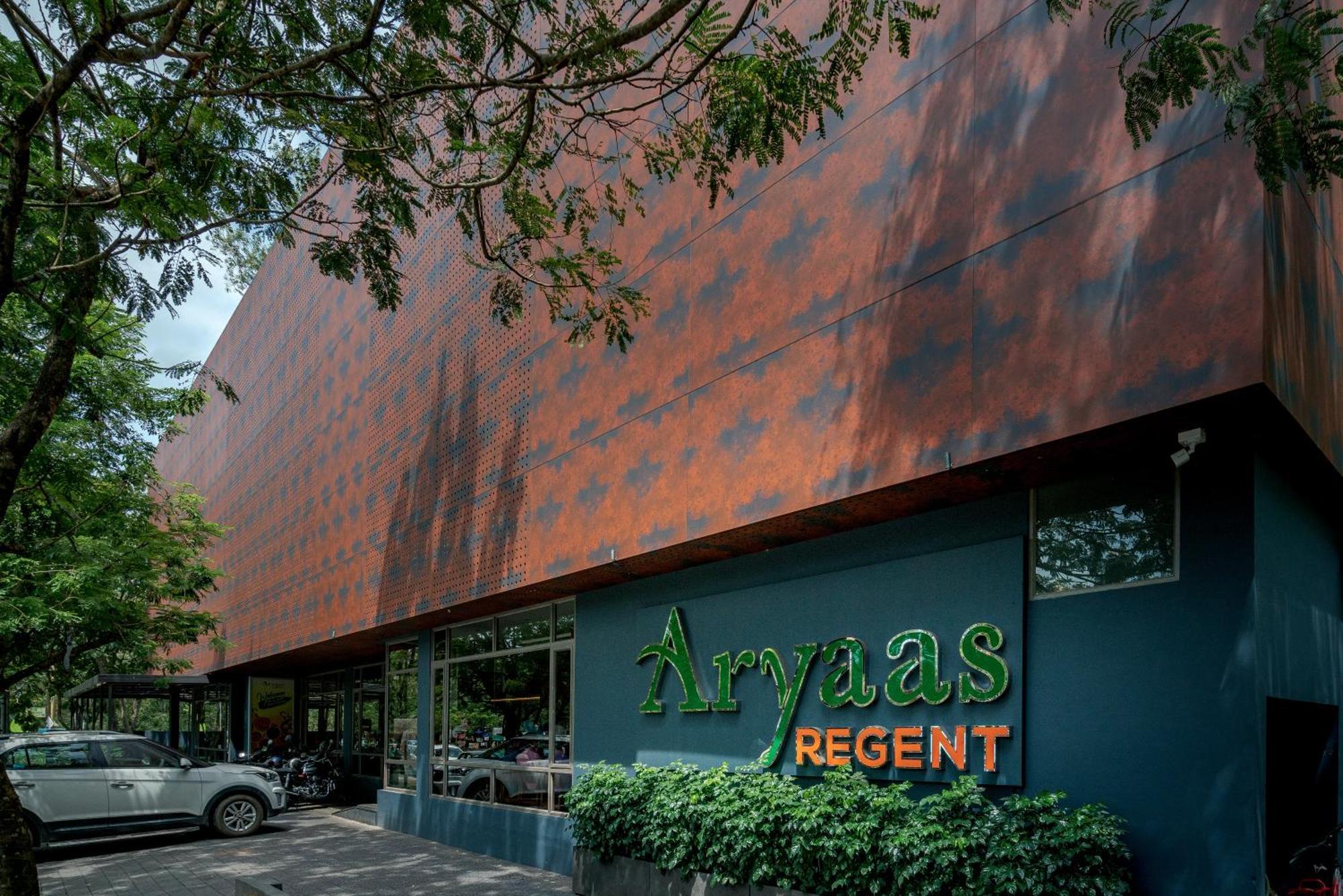 Aryaas Regent Hotel Kochi ภายนอก รูปภาพ